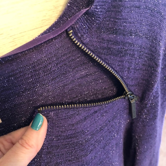 💜DKNY Shimmery Sweater!! - Picture 4 of 11